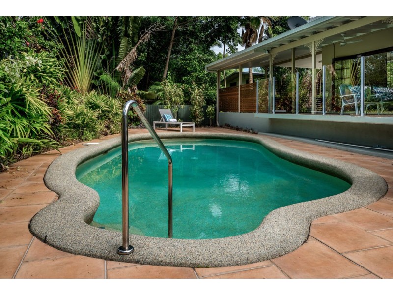 2 Benfer Court, Freshwater QLD 4870