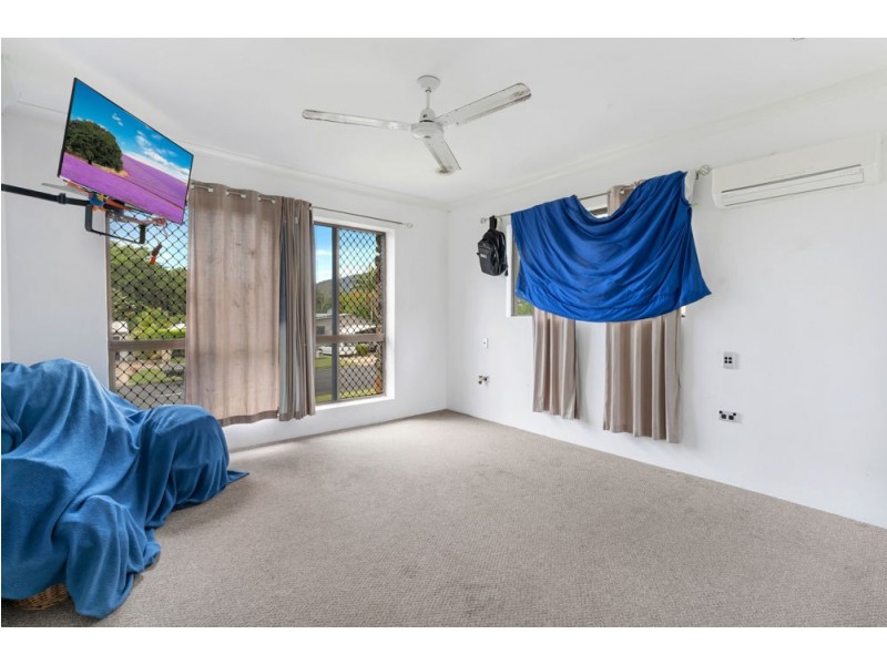12 Pomona Avenue, Mooroobool QLD 4870