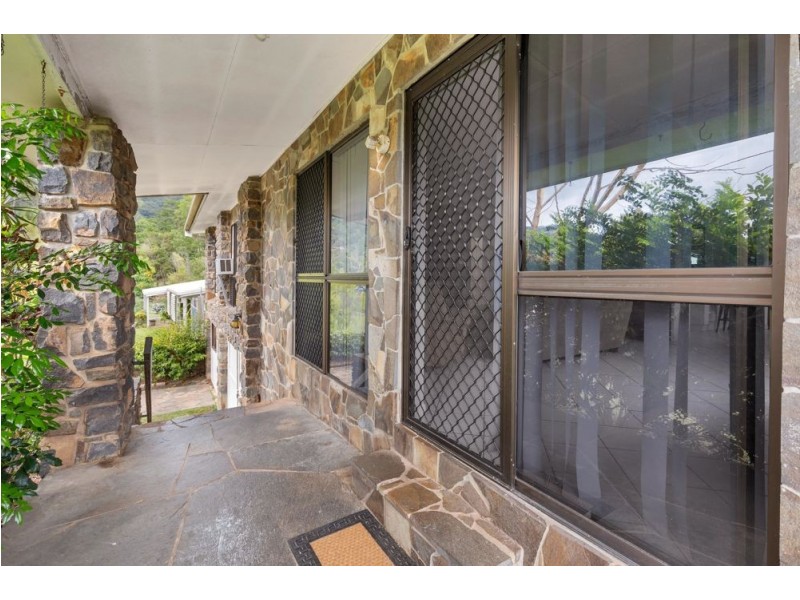 12 Pomona Avenue, Mooroobool QLD 4870