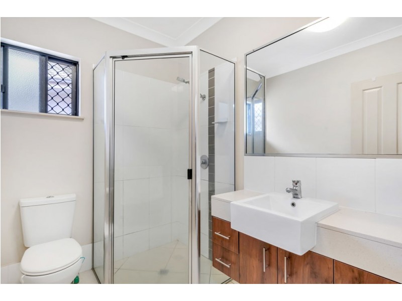 74/1-15 Robson Street, Mooroobool QLD 4870