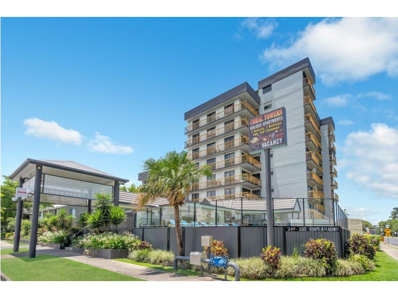 15/249 Esplanade, Cairns North QLD 4870