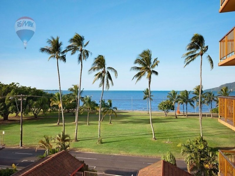 15/249 Esplanade, Cairns North QLD 4870