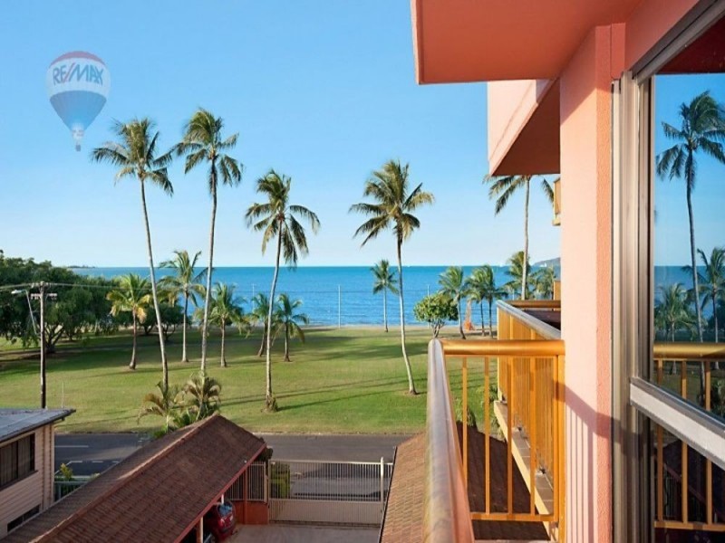 15/249 Esplanade, Cairns North QLD 4870