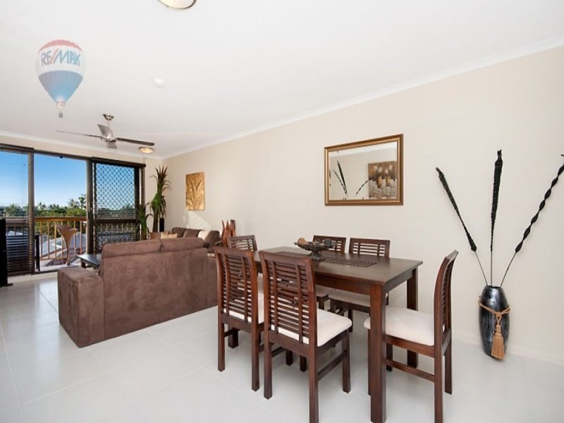 15/249 Esplanade, Cairns North QLD 4870