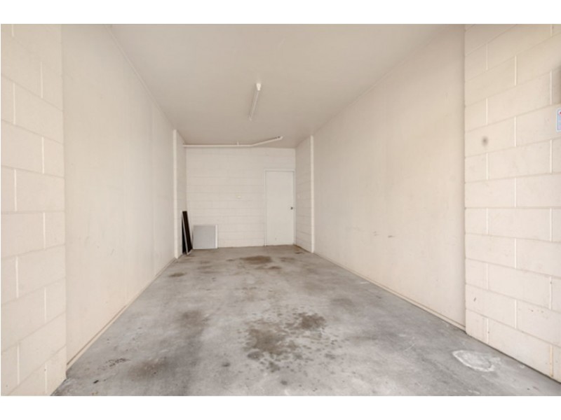 10 11 Springfield Crescent, Manoora QLD 4870