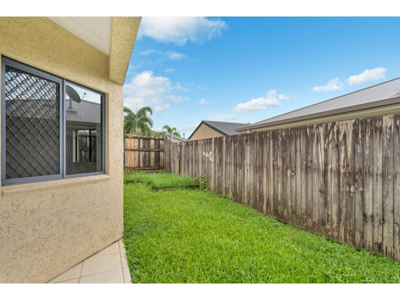 4 Guiness Close, White Rock QLD 4868