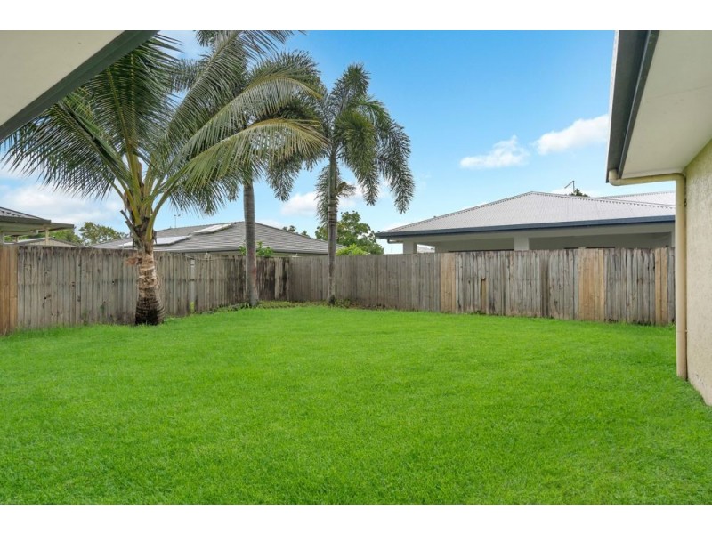 4 Guiness Close, White Rock QLD 4868