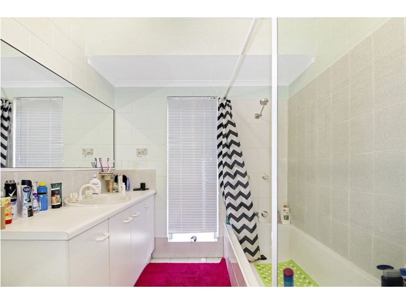 8/8-14 Rose Street, Westcourt QLD 4870