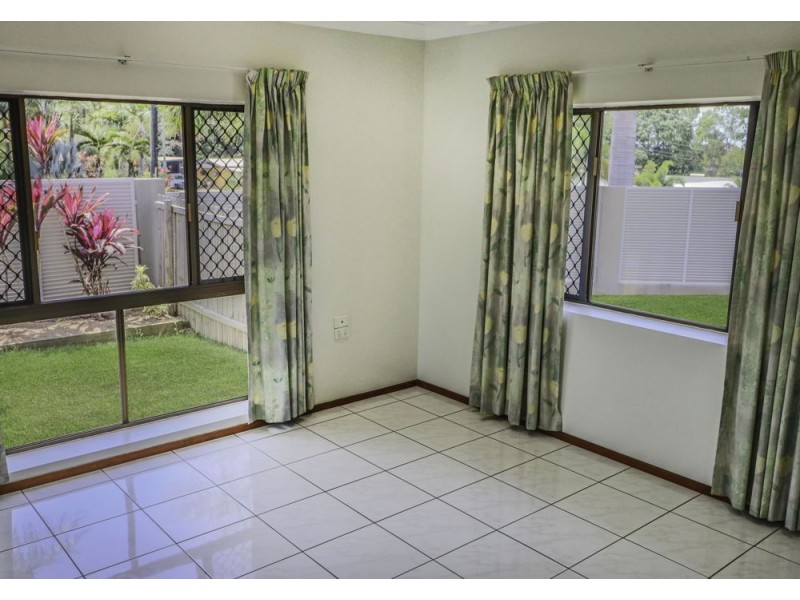 18 Rogers Close, Whitfield QLD 4870