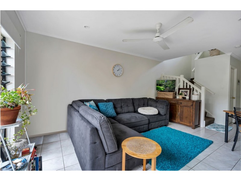 2/25 Rutherford Street, Yorkeys Knob QLD 4878