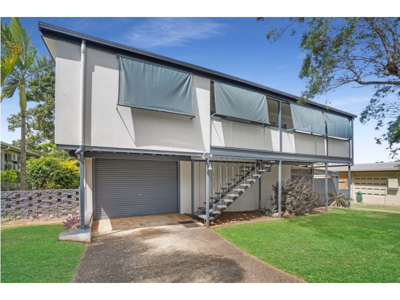 10 Scenic Street, Bayview Heights QLD 4868