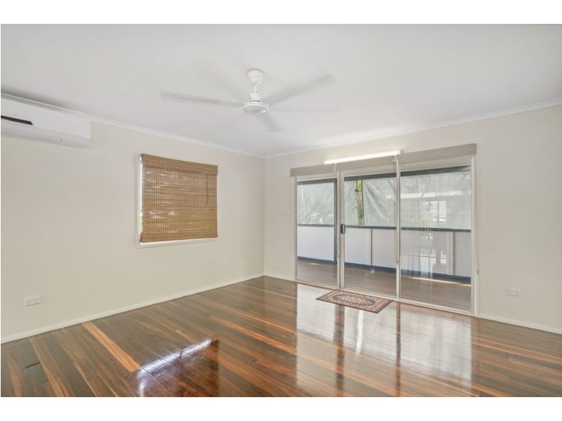 10 Scenic Street, Bayview Heights QLD 4868