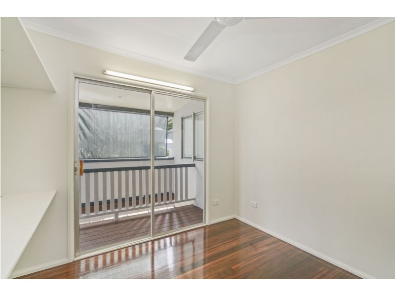 10 Scenic Street, Bayview Heights QLD 4868