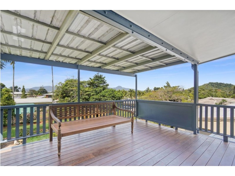10 Scenic Street, Bayview Heights QLD 4868