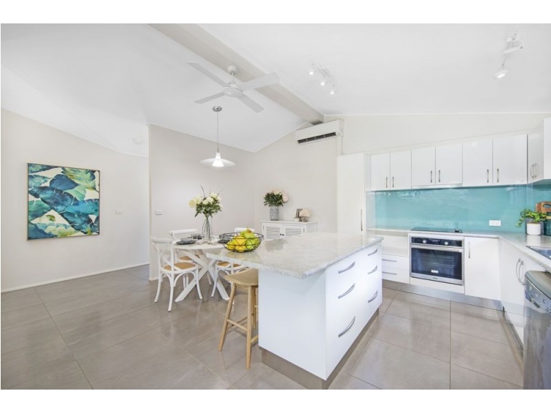 18 Torrance Avenue, Edge Hill QLD 4870