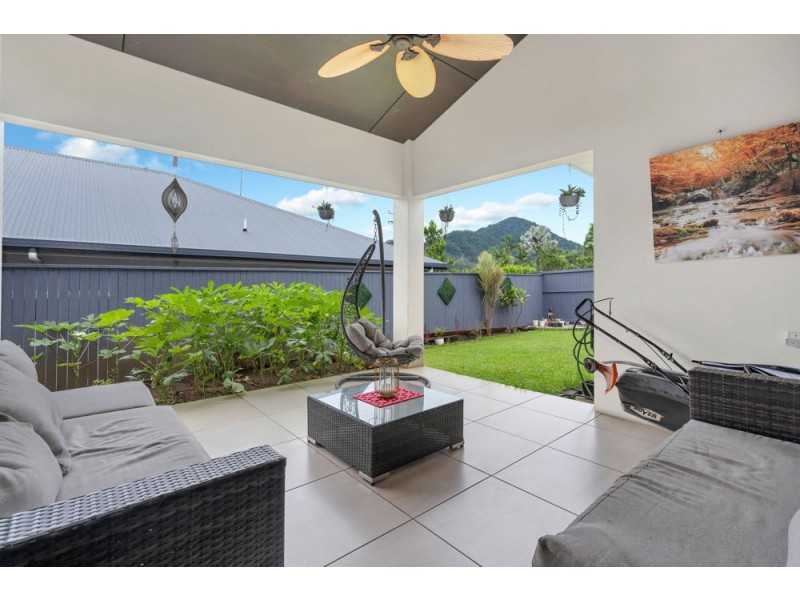45 Springbrook Avenue, Redlynch QLD 4870