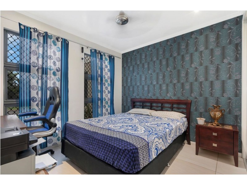 45 Springbrook Avenue, Redlynch QLD 4870