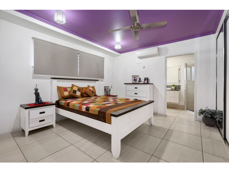 45 Springbrook Avenue, Redlynch QLD 4870