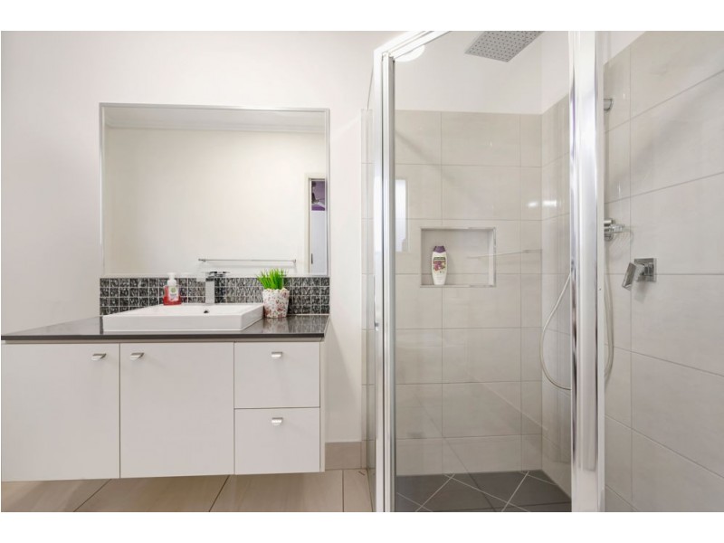 45 Springbrook Avenue, Redlynch QLD 4870