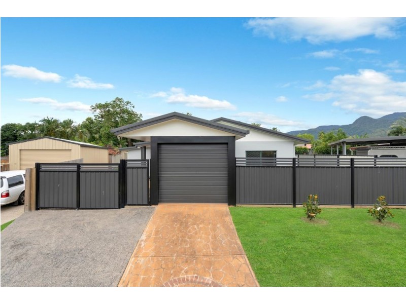 11 Venus Battery Close, Edmonton QLD 4869