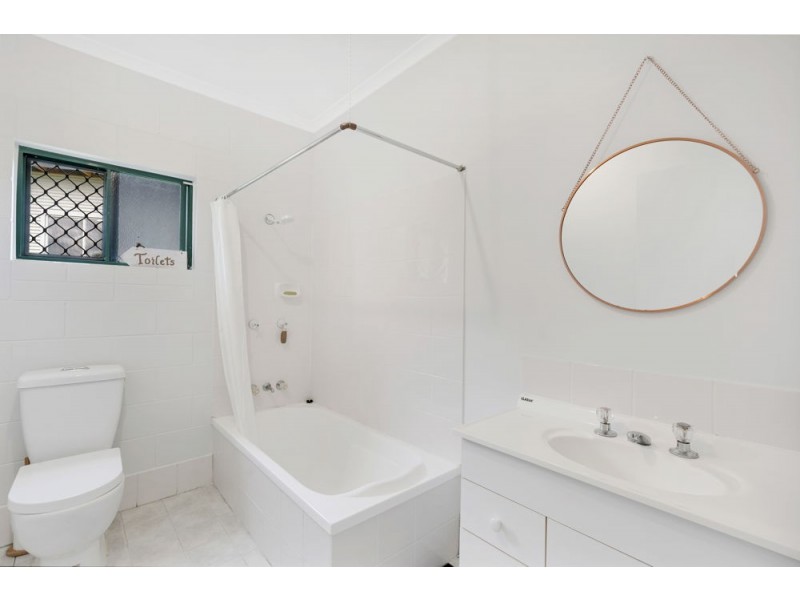 11 Venus Battery Close, Edmonton QLD 4869
