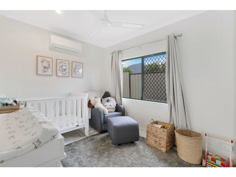 11 Venus Battery Close, Edmonton QLD 4869