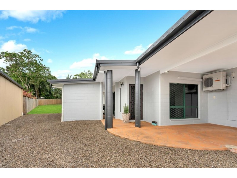 11 Venus Battery Close, Edmonton QLD 4869