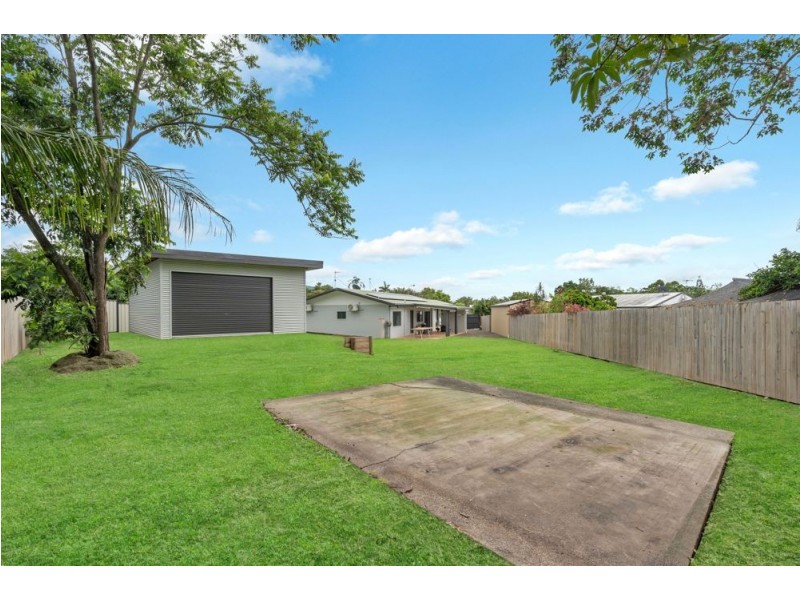 11 Venus Battery Close, Edmonton QLD 4869