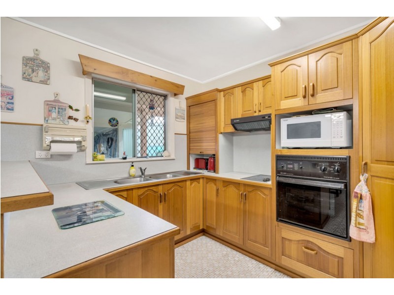 38 Karwin Street, Bayview Heights QLD 4868