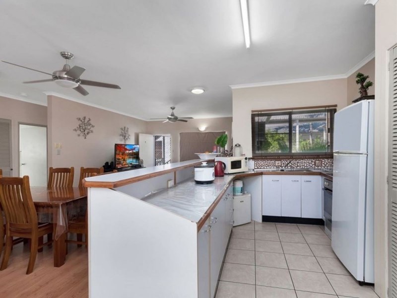 16/8-14 Rose Street, Westcourt QLD 4870