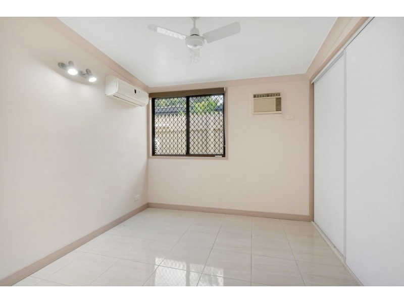 103 English Street, Manunda QLD 4870