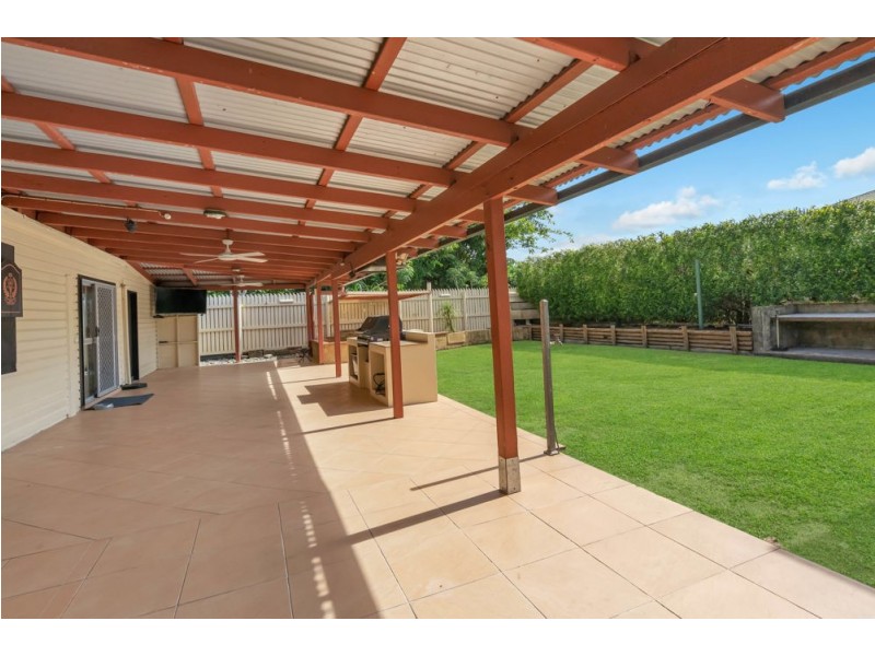 103 English Street, Manunda QLD 4870