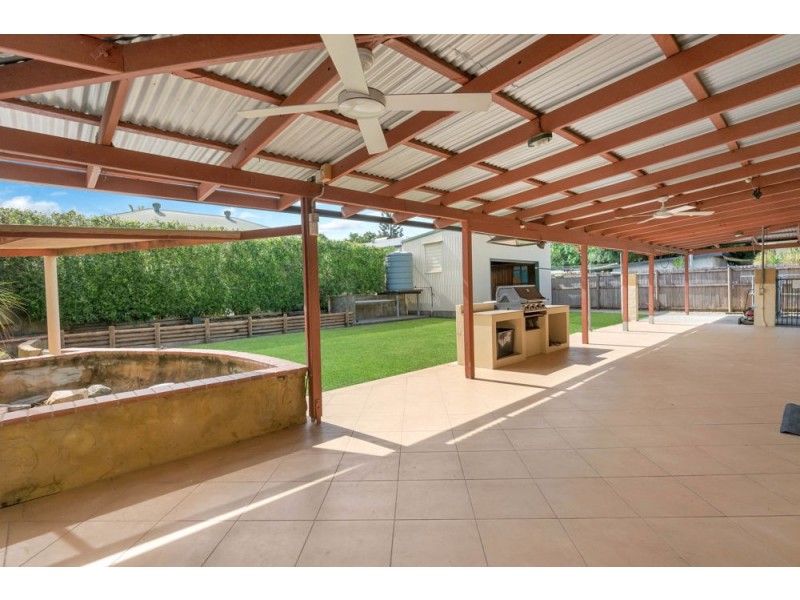 103 English Street, Manunda QLD 4870