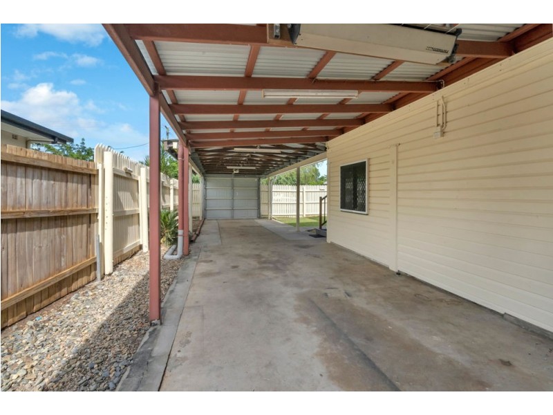 103 English Street, Manunda QLD 4870