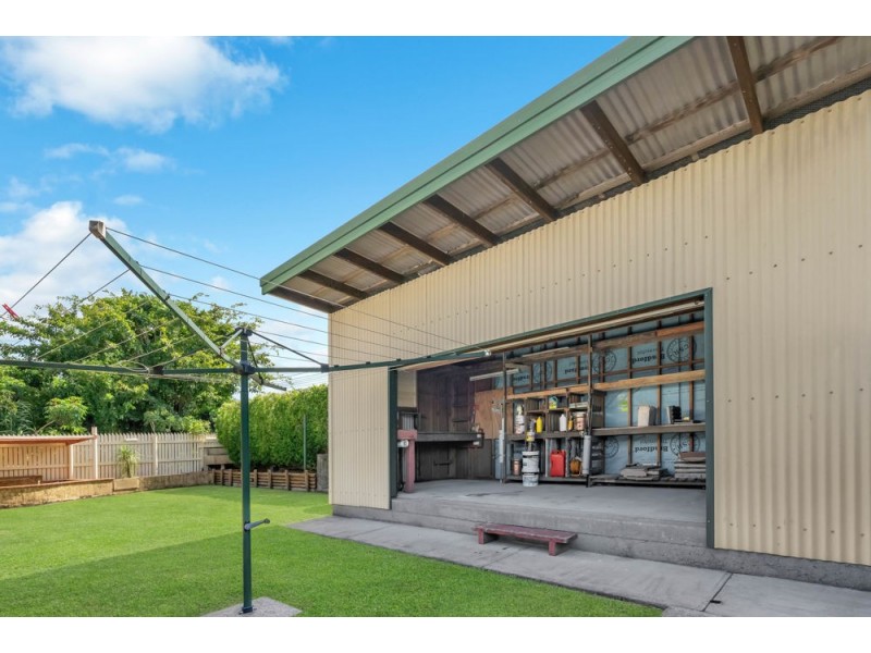 103 English Street, Manunda QLD 4870