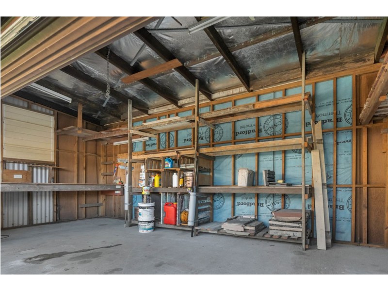 103 English Street, Manunda QLD 4870