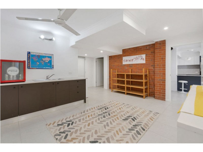 45 Walsh Street, Edge Hill QLD 4870