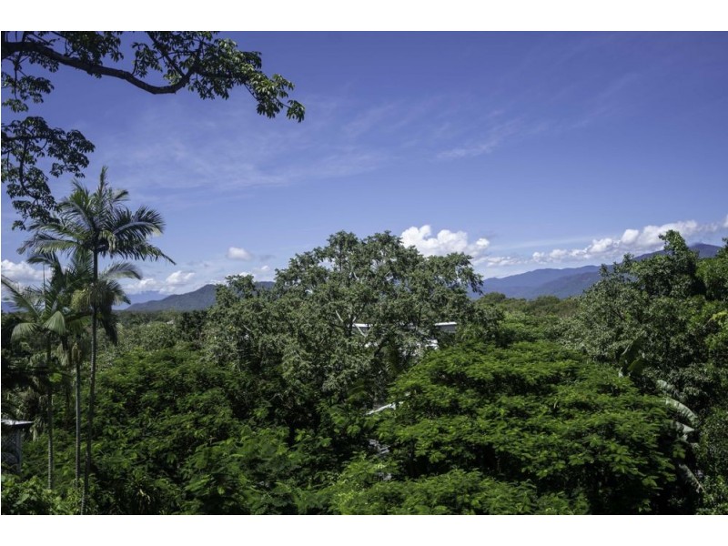 9 Ray Street, Yorkeys Knob QLD 4878