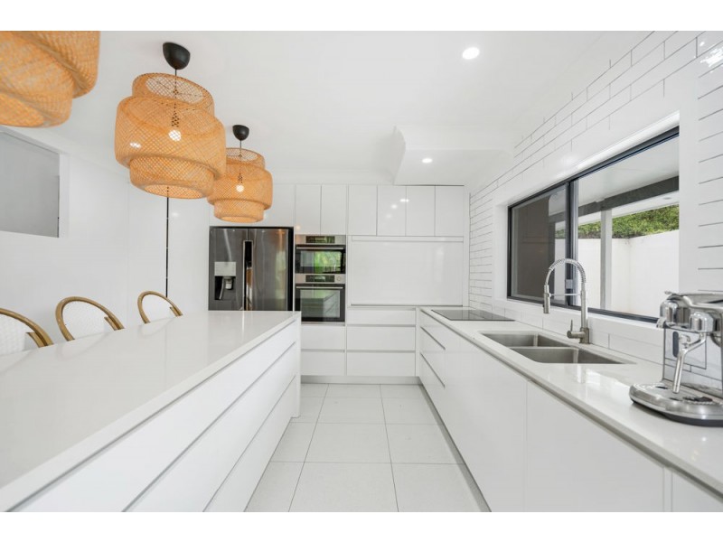 45 Currawong Street, Bayview Heights QLD 4868