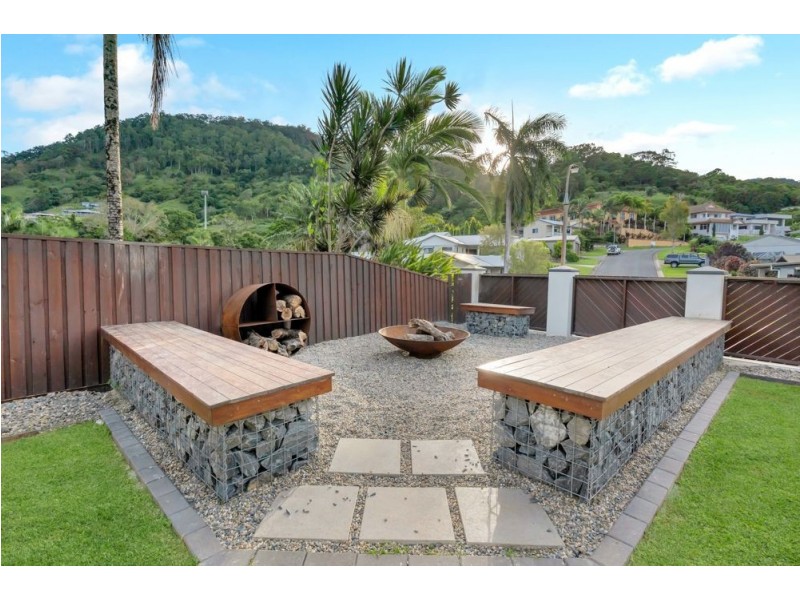 45 Currawong Street, Bayview Heights QLD 4868