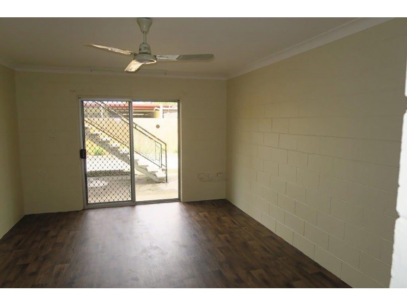 2/50 Alfred Street, Manunda QLD 4870