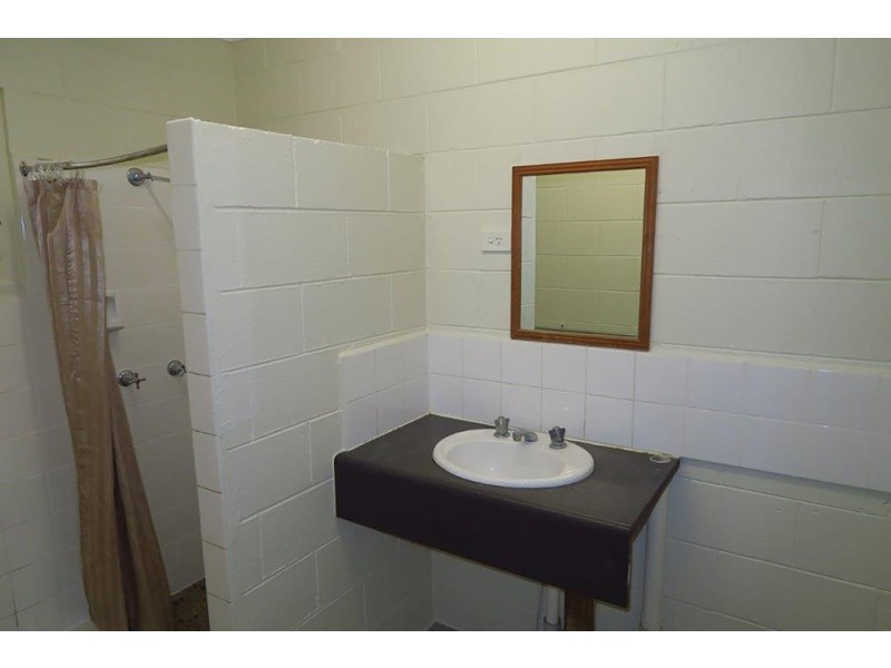 2/50 Alfred Street, Manunda QLD 4870