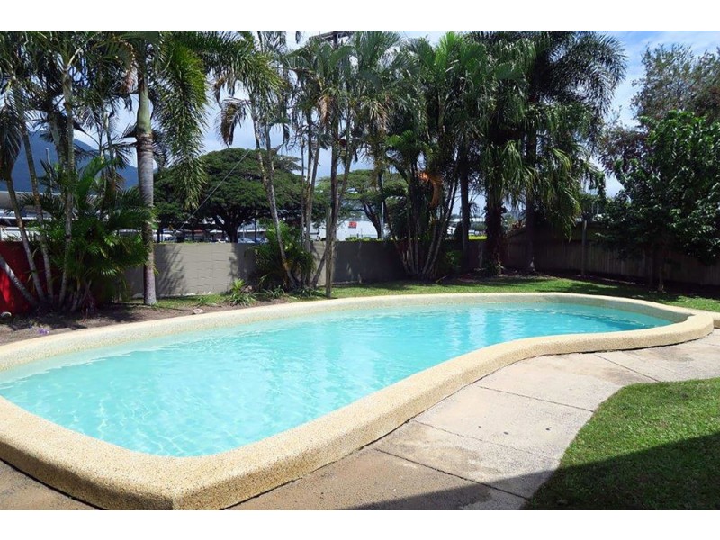 2/50 Alfred Street, Manunda QLD 4870