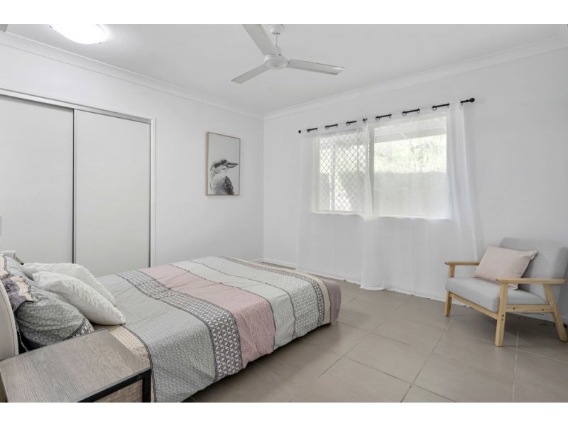 40 Xavier Herbert Drive, Redlynch QLD 4870