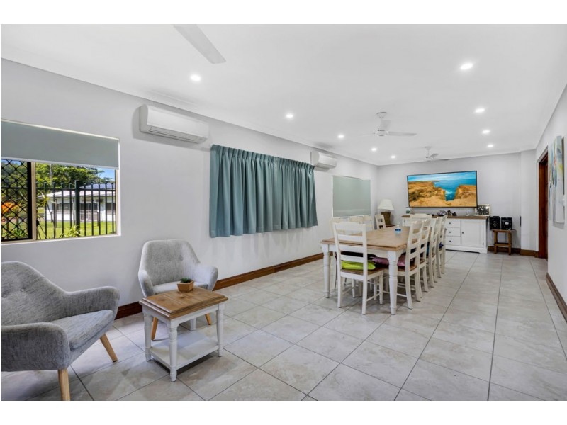 15/11-21 Barr Street, Earlville QLD 4870