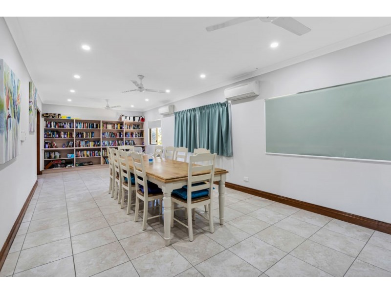 15/11-21 Barr Street, Earlville QLD 4870