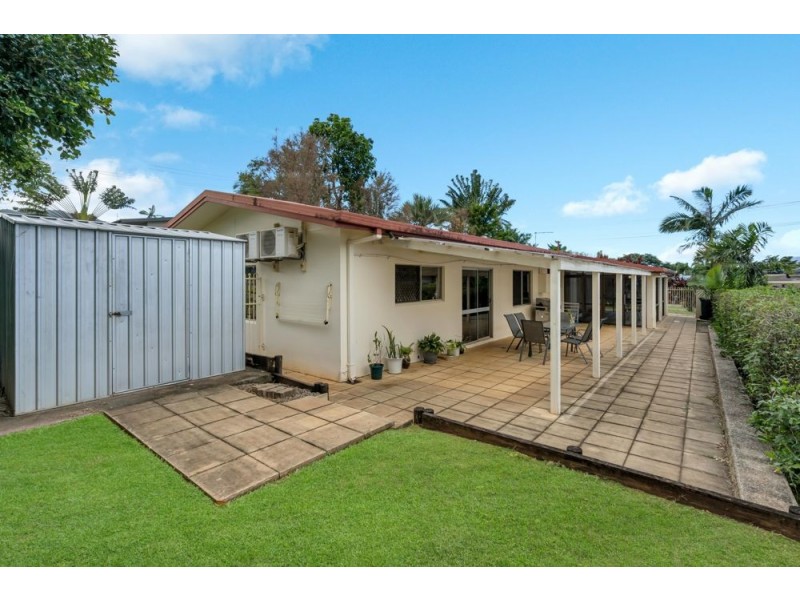 9 Scenic Street, Bayview Heights QLD 4868