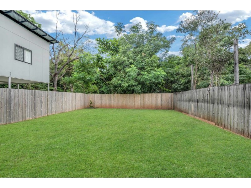 40b Barron River Esplanade, Machans Beach QLD 4878