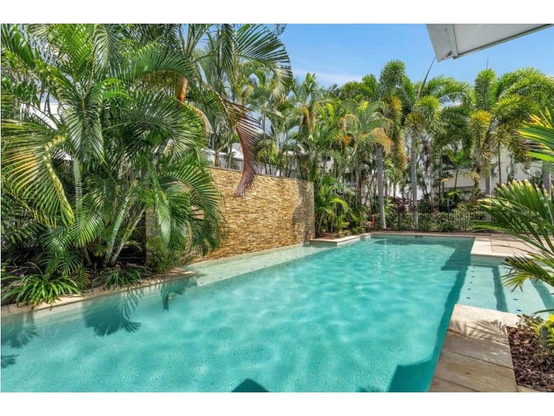 12/242 Grafton Street, Cairns North QLD 4870