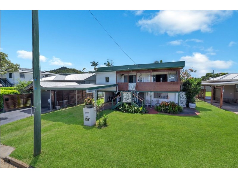 26-28 Howe Street, Cairns North QLD 4870